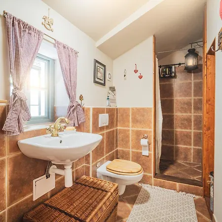 .. Na Slnecnom Kopci .. * Banská Štiavnica